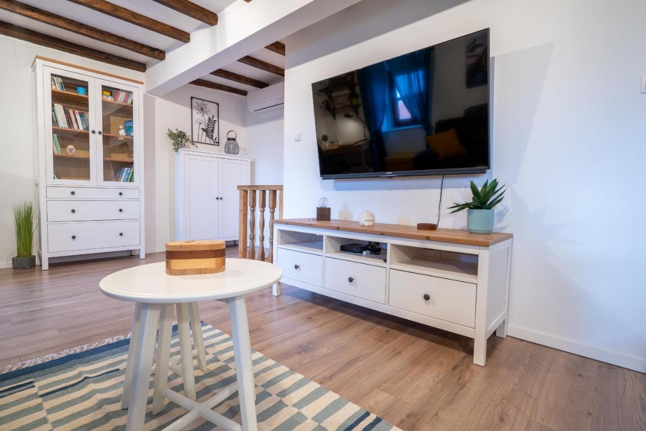 Holiday House Nova Stara Baška Dış mekan fotoğraf