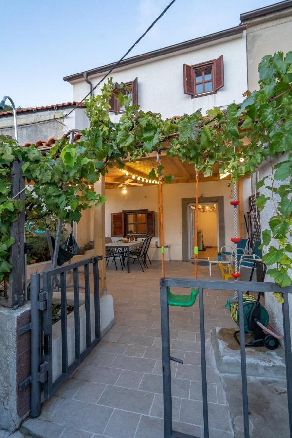 Holiday House Nova Stara Baška Dış mekan fotoğraf